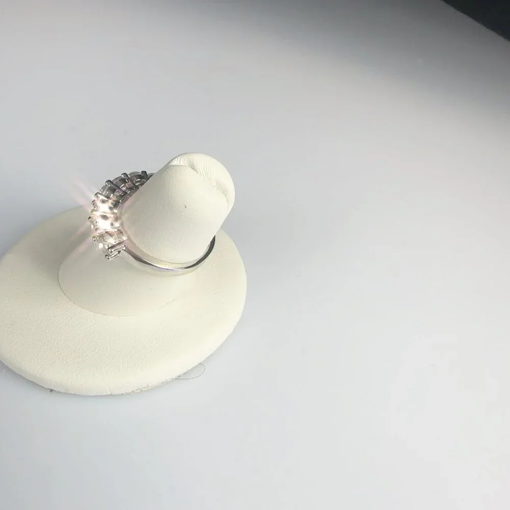 Cubic Zirconia Silver Tone Band Ring Size 7 - Picture 12 of 16